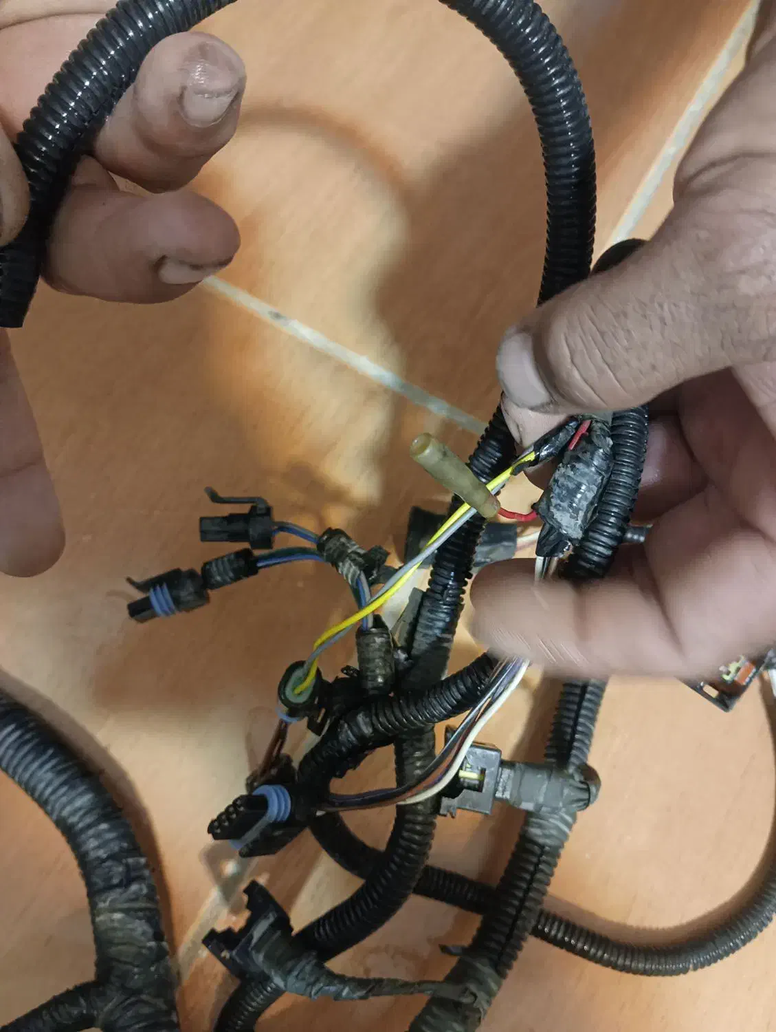 سیم کشی فابریک  دووسیلوو همراه وسایل|قطعات یدکی و لوازم جانبی|کرمان, |دیوار