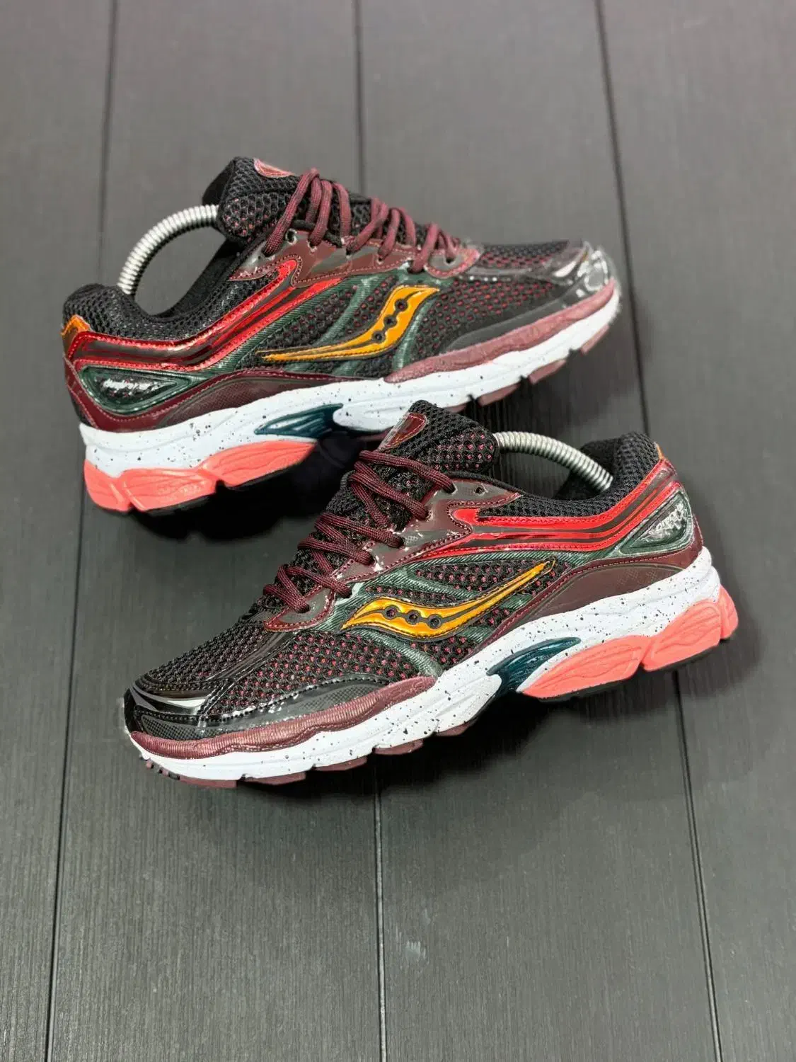 کتونی ساکونی کریستال(ویتنام)|کیف، کفش، کمربند|تهران, امیرآباد|دیوار