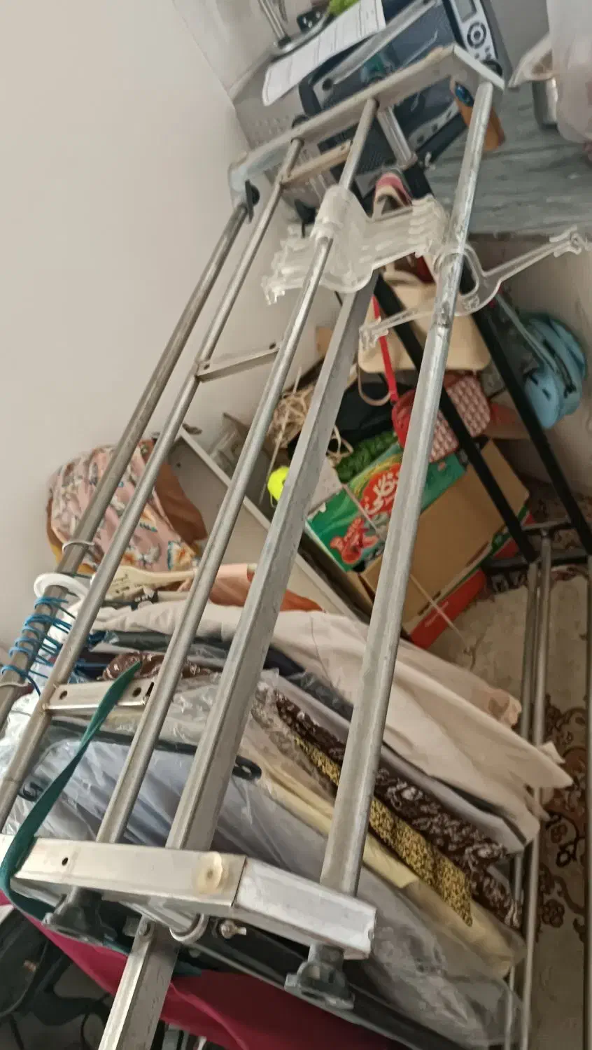 رگال|بندرخت و رخت‌آویز|ارومیه, |دیوار