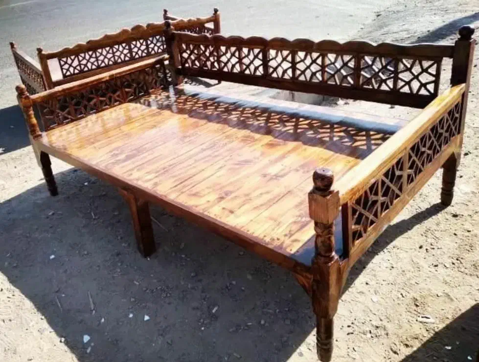 یک عدد تخت سنتی در حد نو|مبلمان خانگی و میز عسلی|تهران, جیحون|دیوار