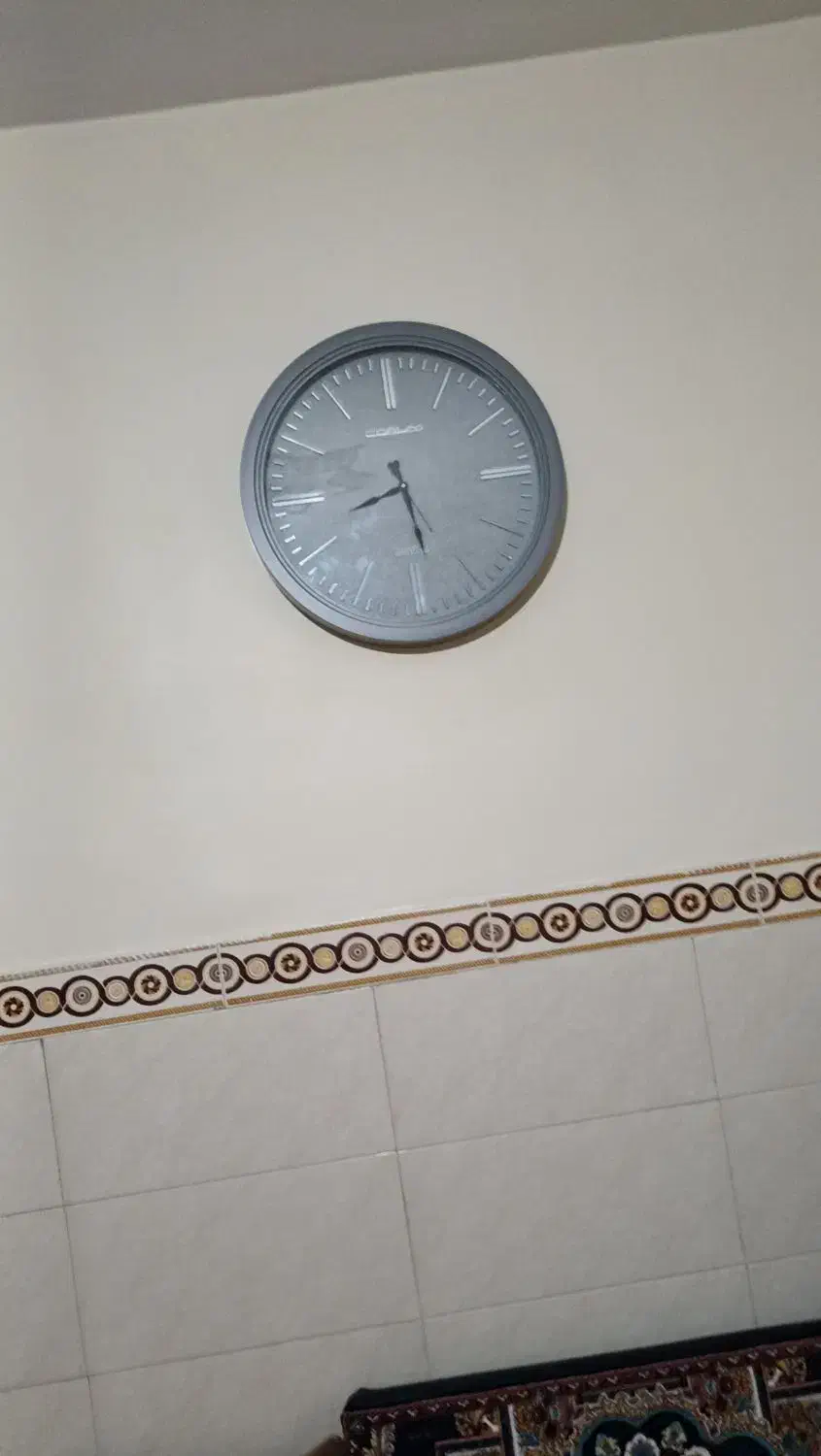 یک عدد ساعت دیواری|ساعت دیواری و تزئینی|بهارستان, |دیوار