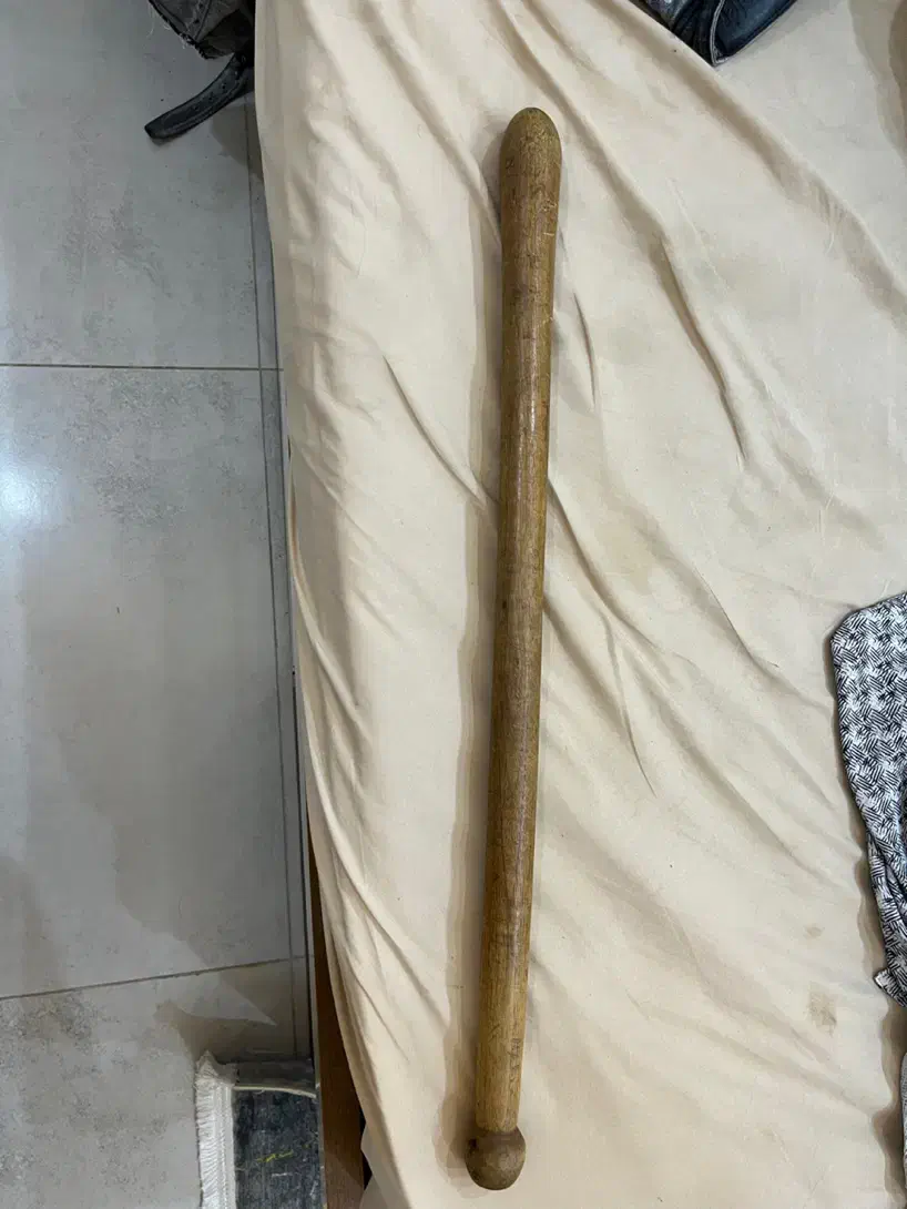 گرز‌چوب‌دستی|صنایع دستی و سایر لوازم تزئینی|اهواز, پادادشهر|دیوار
