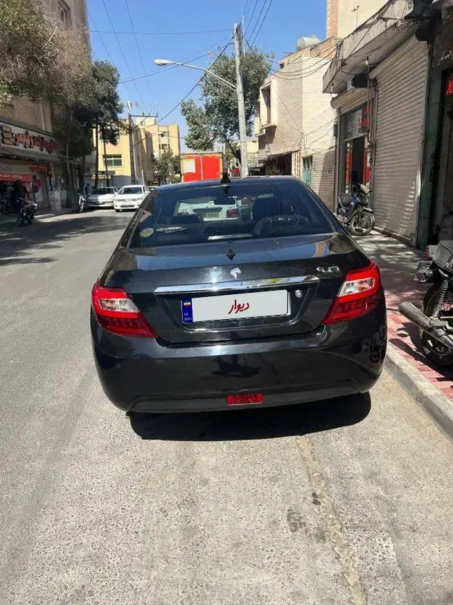 دنا اتومات 1401 رنگ مشکی کارکرد 31|خودرو سواری و وانت|اصفهان, ملاصدرا|دیوار