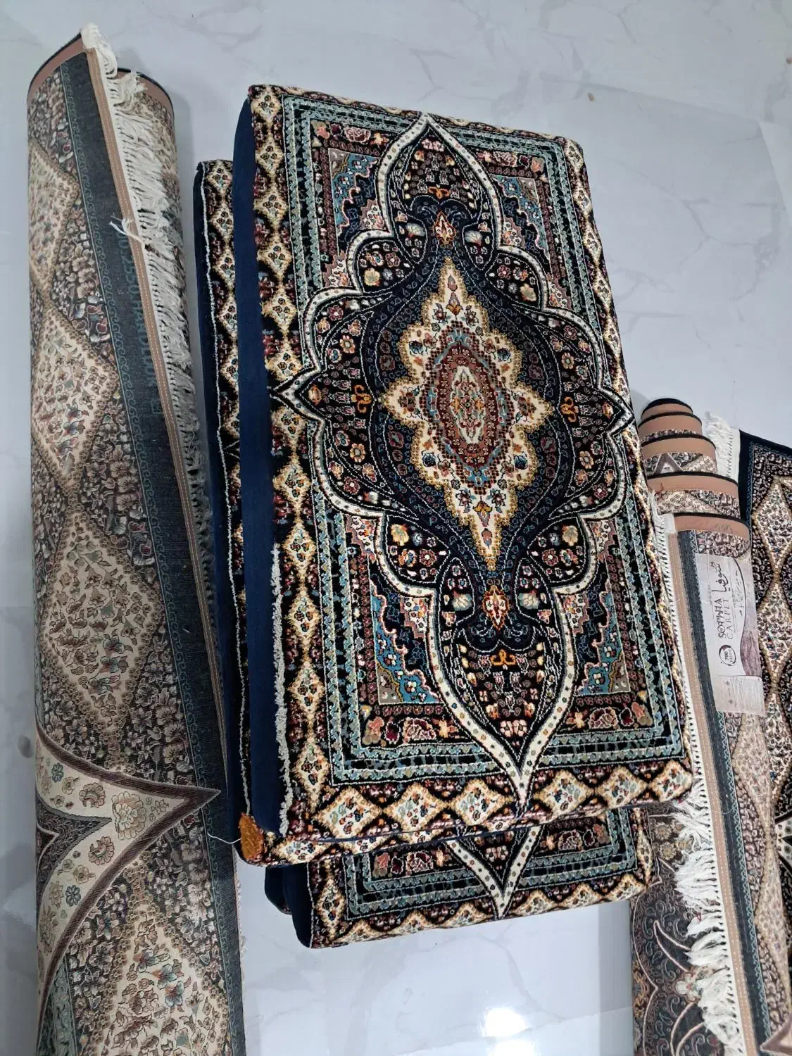 پشتی ۳جفت سالم|فرش|اسدآباد, |دیوار