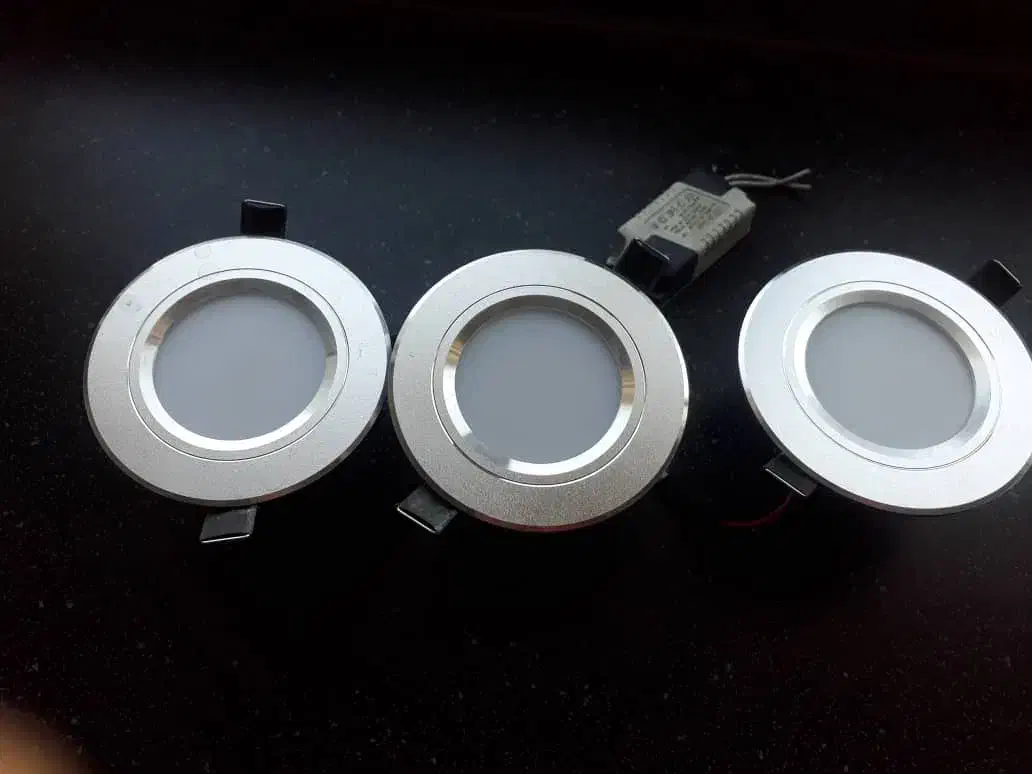 لامپ هالوژن با قاب|لامپ و چراغ|تهران, سازمان آب|دیوار