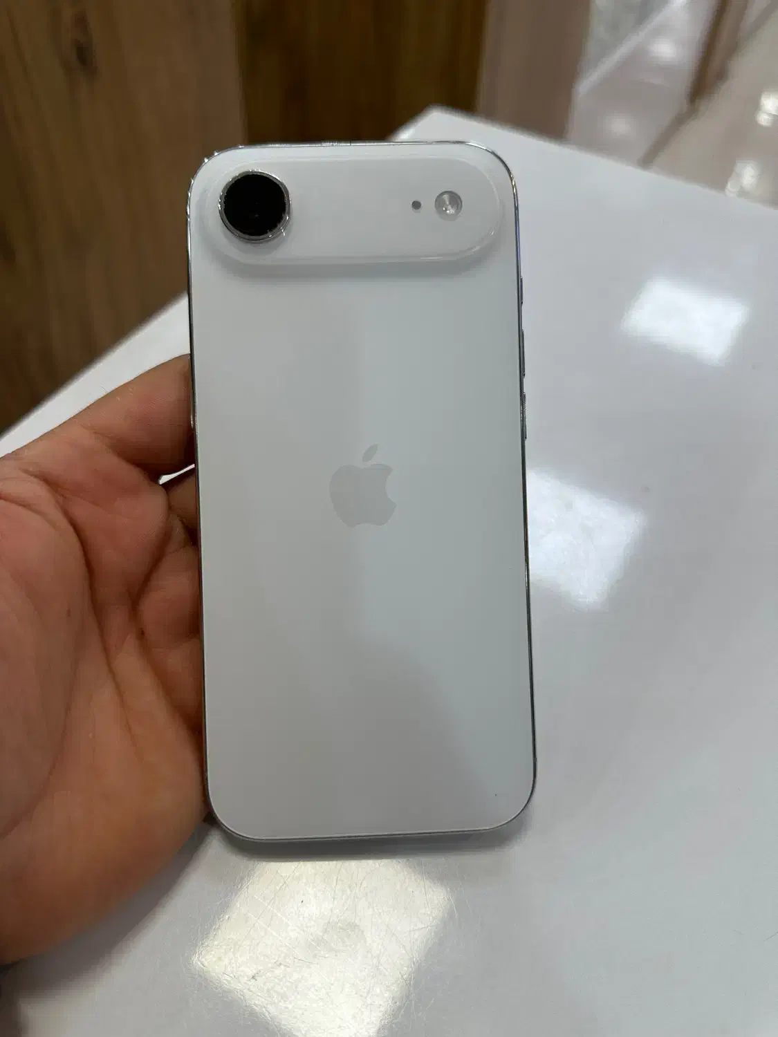 17 Air 256 LLA|موبایل|کرمانشاه, |دیوار