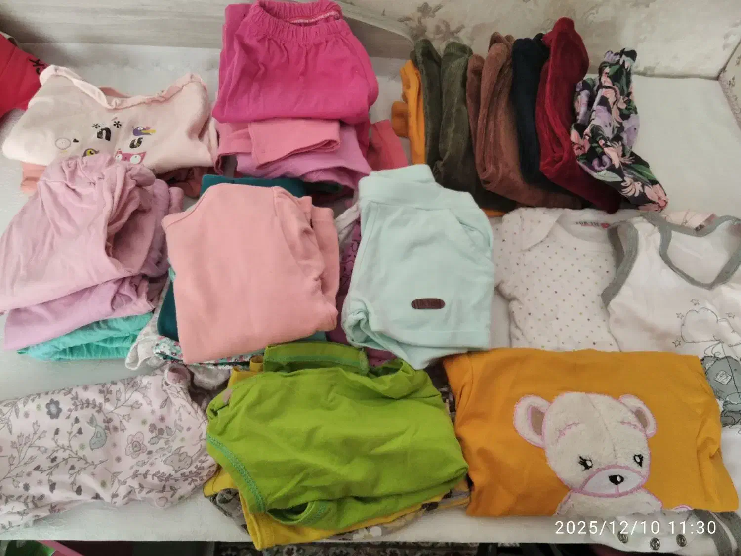 لباس بچه از نوزادی تا دو سال|کفش و لباس بچه|شیراز, شهرک برف فروشان|دیوار