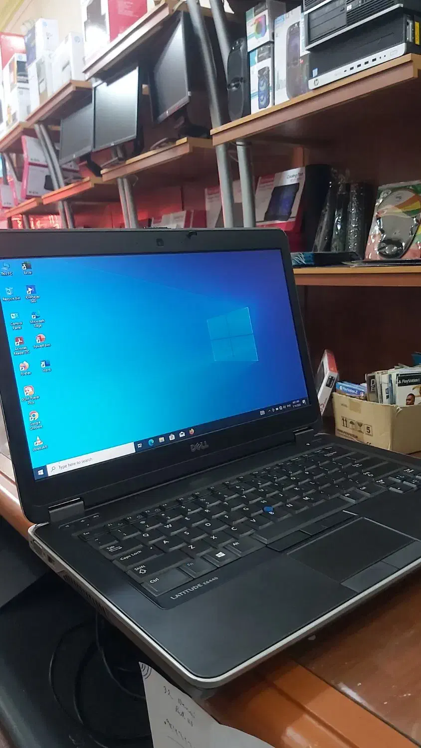 لپ تاپ DELL مدل CPU i7 بسیار تمیز و قوی|رایانه همراه|قرچک, مهدیه|دیوار