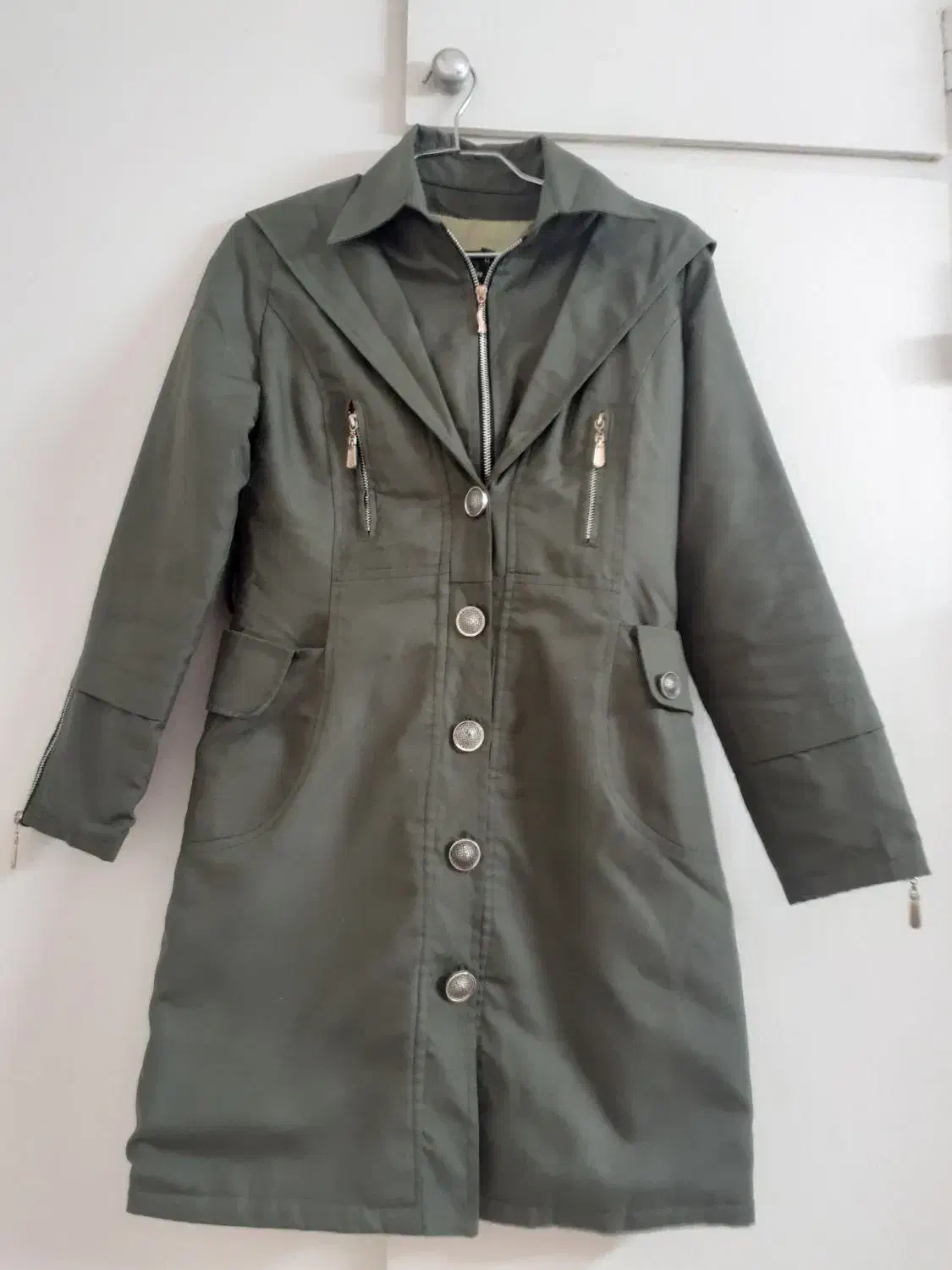 کاپشن|لباس|تهران, مینای جنوبی|دیوار