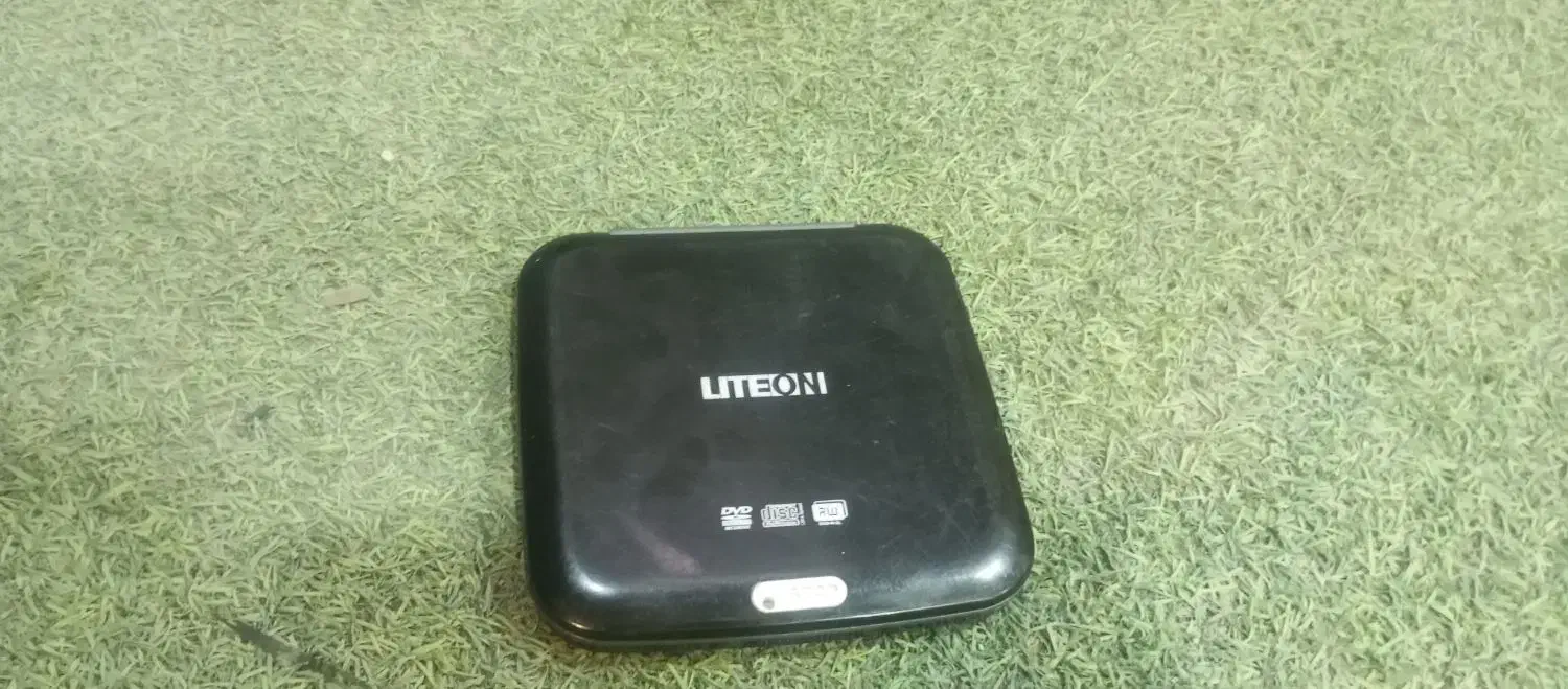 داریو/اکسترنال/مخصوص کامپیوتر لب تاب|قطعات و لوازم جانبی رایانه|اصفهان, نقش جهان|دیوار