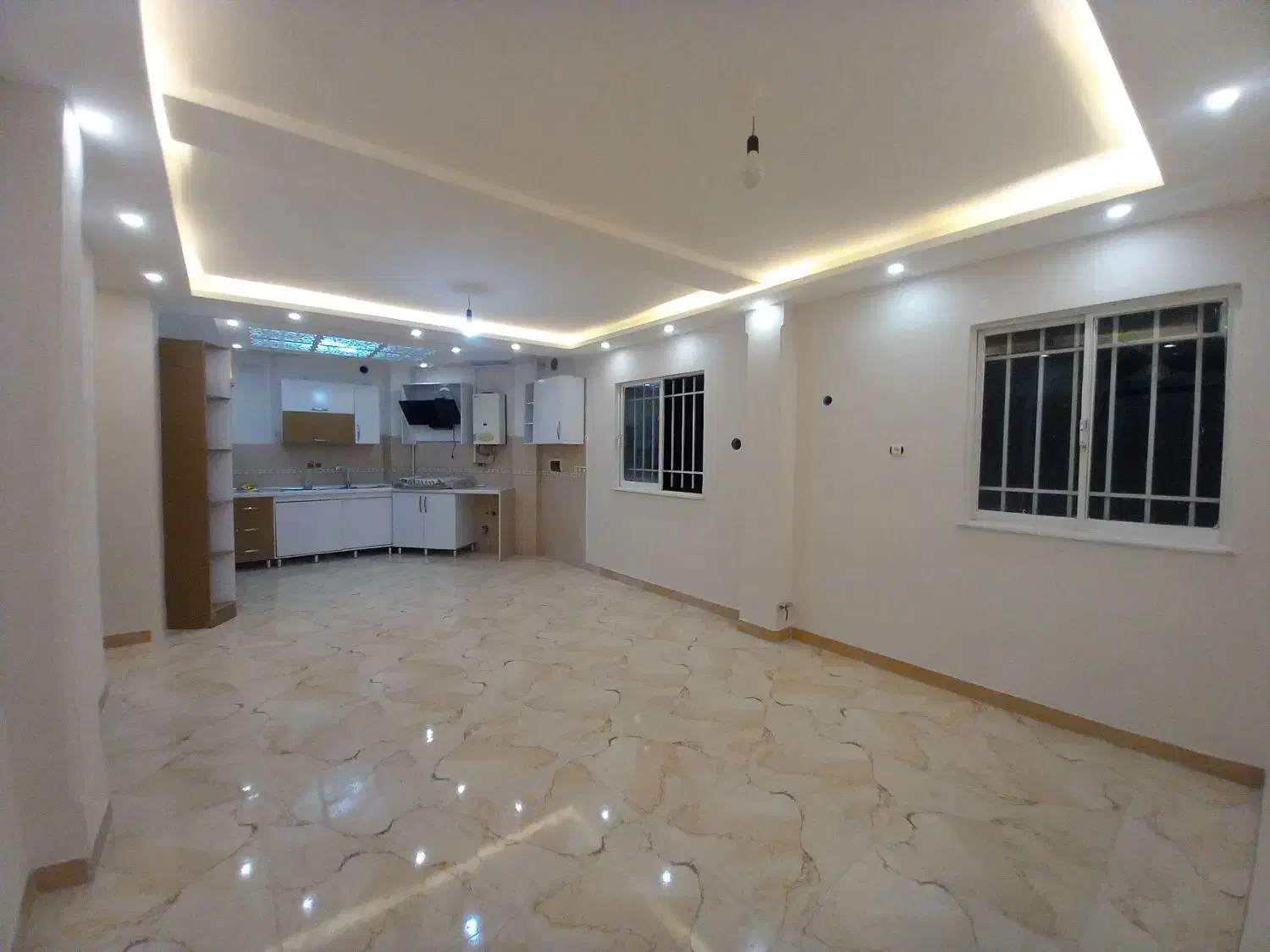 راه جدای ۸۰ متری * عروسک *|فروش آپارتمان|آستانه اشرفیه, |دیوار