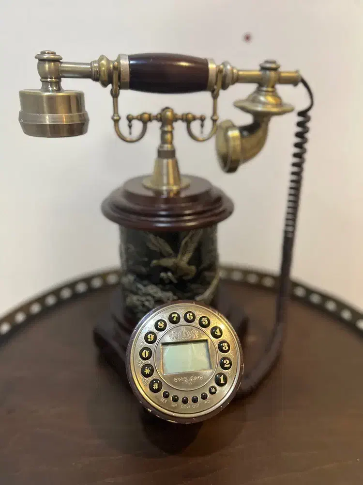 تلفن و میز|مبلمان خانگی و میز عسلی|قزوین, |دیوار