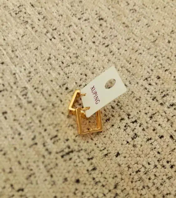 گوشواره مربعی سایز متوسط مارک ژوپینگ|بدلیجات|تهران, صد دستگاه|دیوار