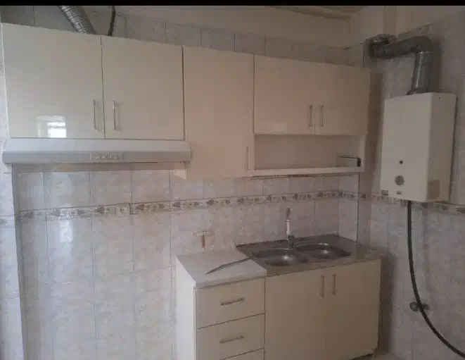 آپارتمان۶۵متر/پارکینگ دار/تخلیه/تکواحد/بلورسازی