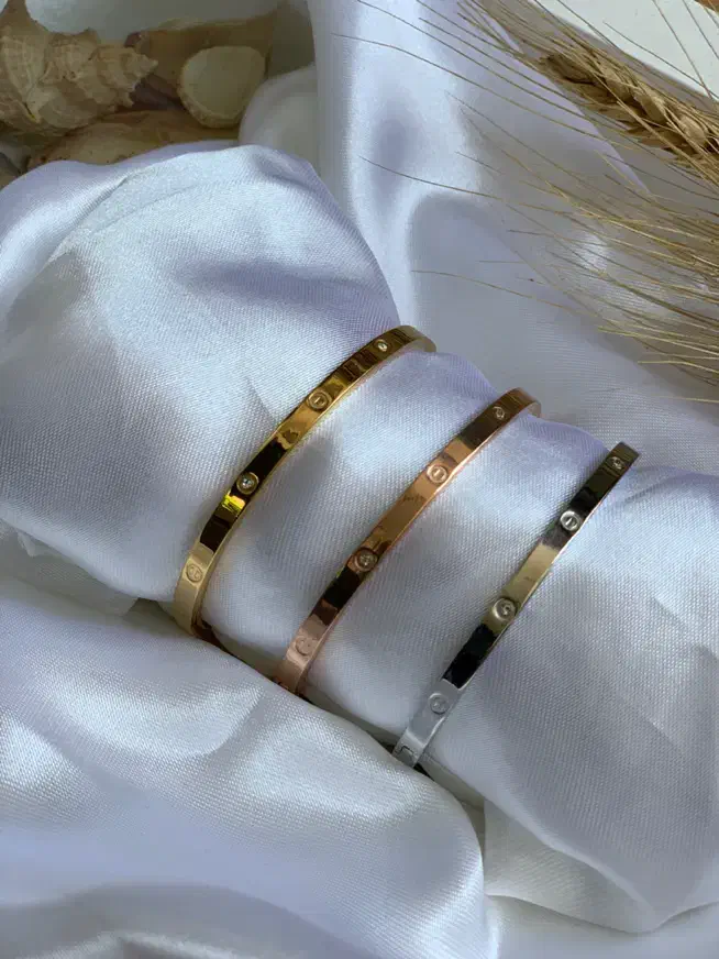 ادمینی و تولید محتوا سناریو سازی AI|خدمات رایانه‌ای و موبایل|رشت, نظری|دیوار