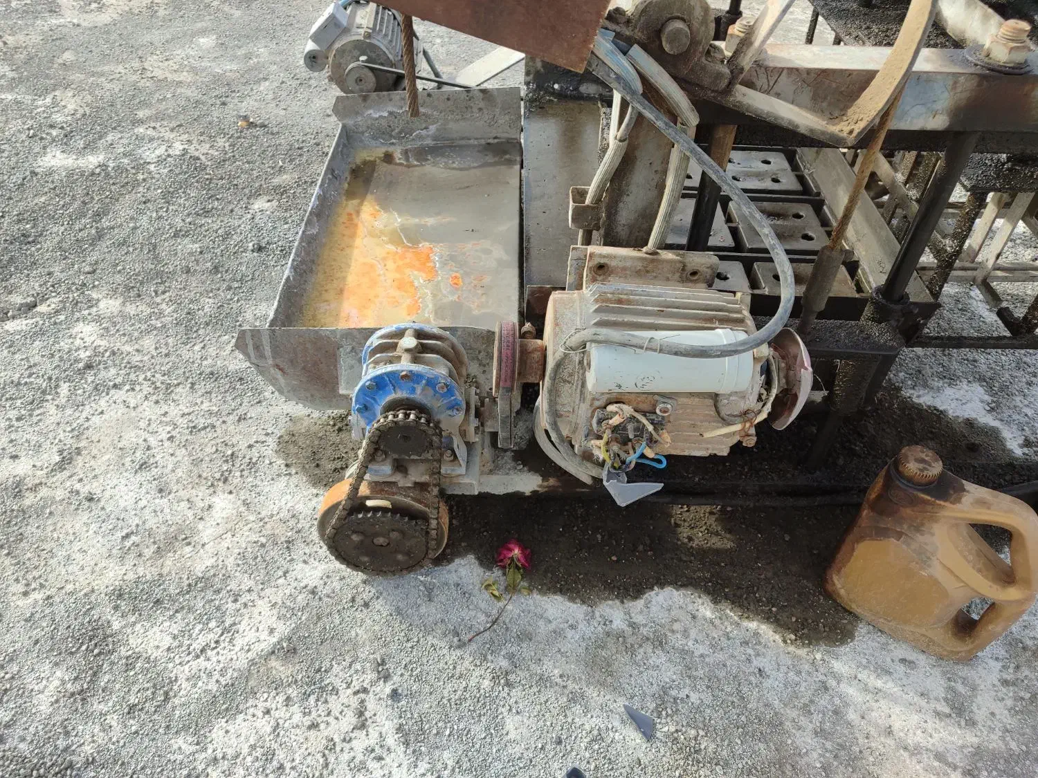 دستگاه بلوکه ومیکسر|ماشینآلات صنعتی|مشهد, درزآب|دیوار