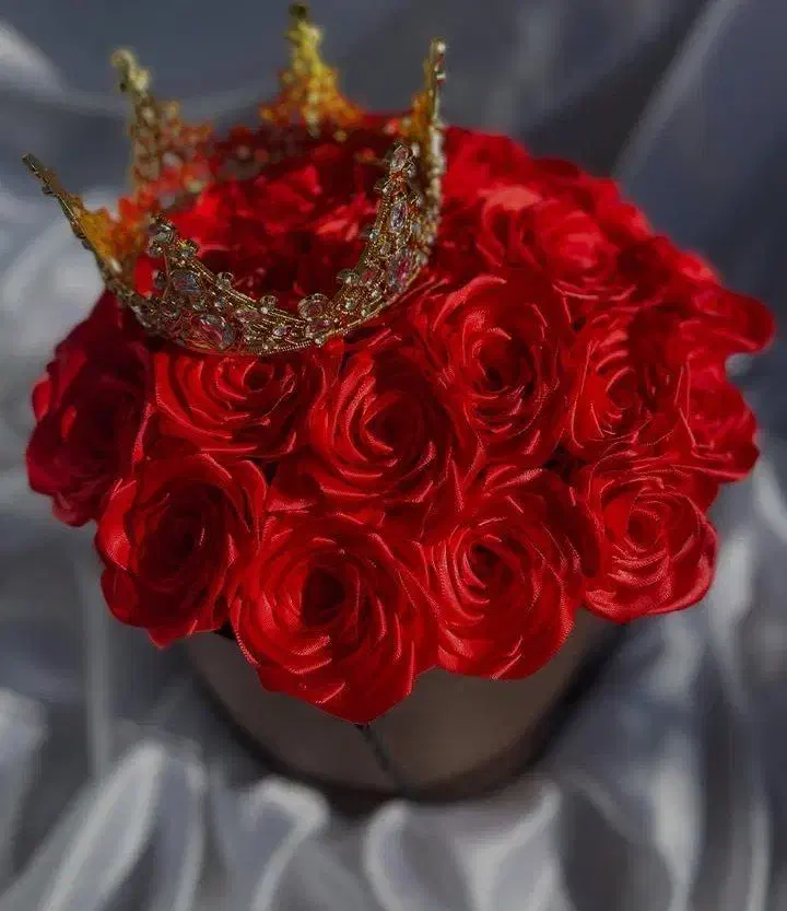 ی هدیه جذاب و دوست داشتنی|گل مصنوعی|رفسنجان, |دیوار