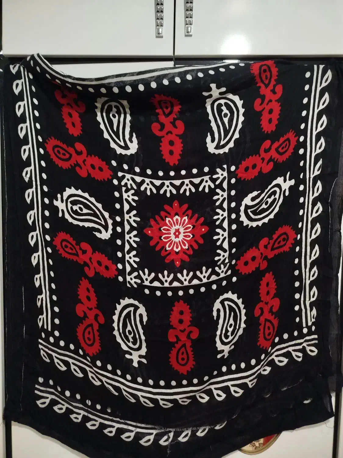 پارچه گلونی|لباس|اسلام‌‌آباد غرب, |دیوار