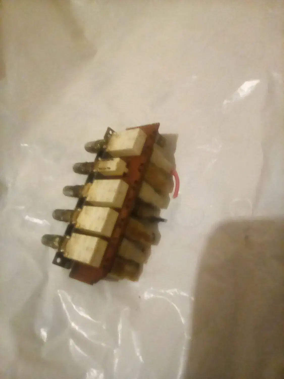 کلید فشاری هود و بردش|هود|نیشابور, فردوسی جنوبی|دیوار