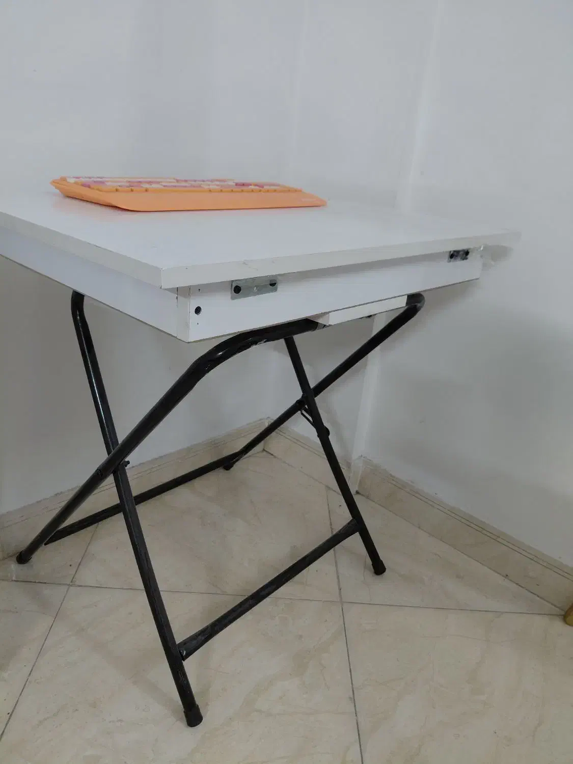 میز تحریر تاشو  و باکس دار|میز تحریر و کامپیوتر|مشهد, مشکینی (شهرک غرب)|دیوار