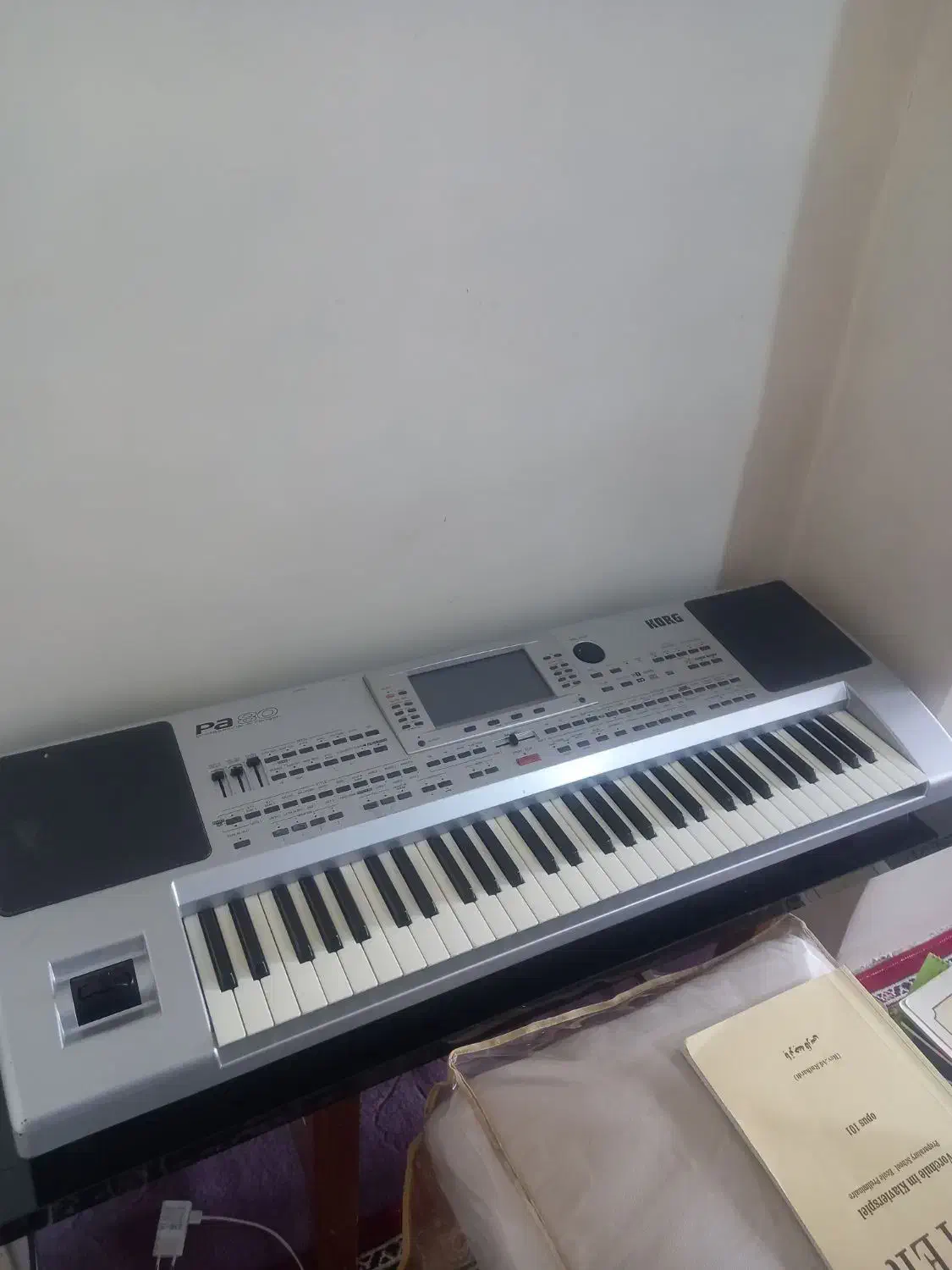 KORG pa80|پیانو، کیبورد، آکاردئون|خرم‌آباد, |دیوار