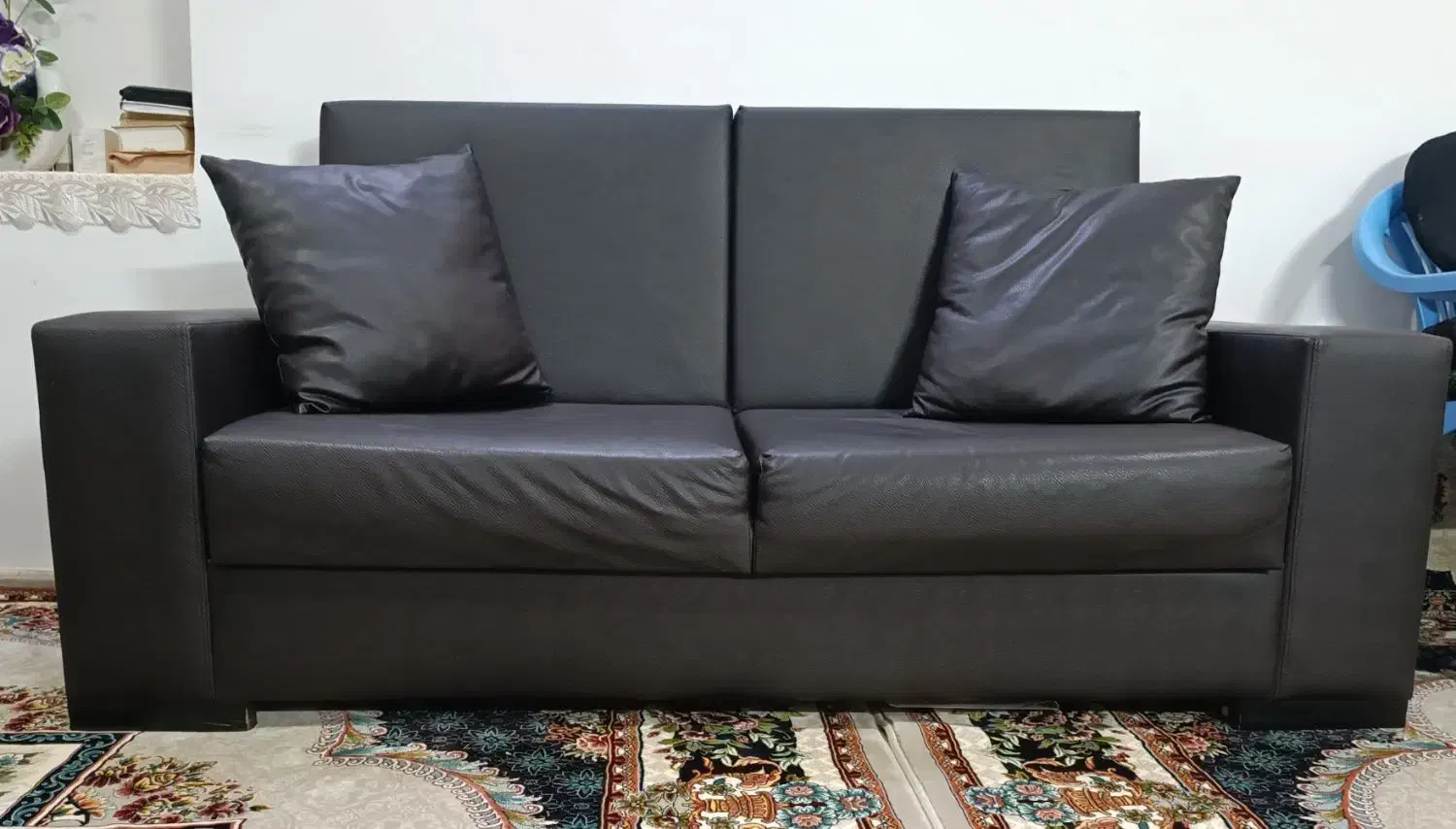 مبل چرم|مبلمان خانگی و میز عسلی|ملکآباد, |دیوار