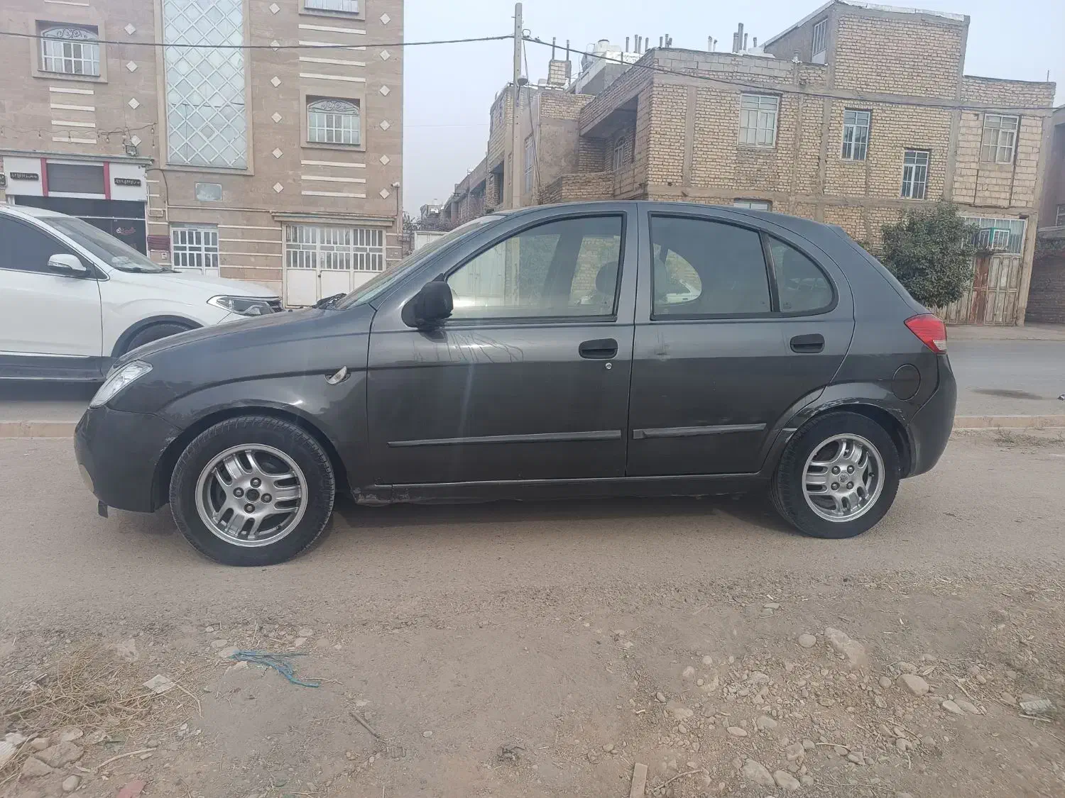 تیبا ۲ تمیز و خانگی|خودرو سواری و وانت|شیراز, شهرک گلها|دیوار