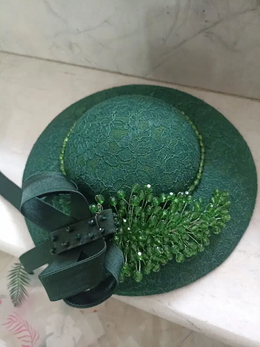 کلاه فرانسوی،شب یلدا|لباس|کرمانشاه, |دیوار