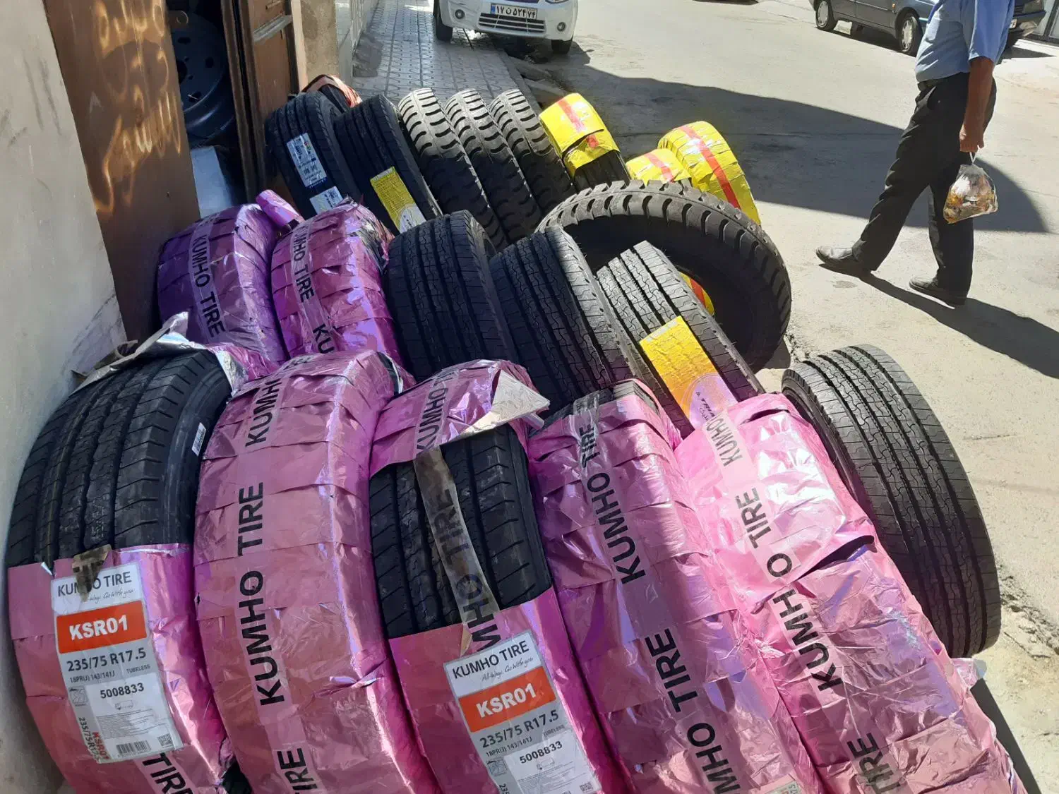 موجود شد لاستیک خط جلو نیسان تولید جدید|قطعات یدکی و لوازم جانبی|مشهد, مصلی (کارمندان اول)|دیوار