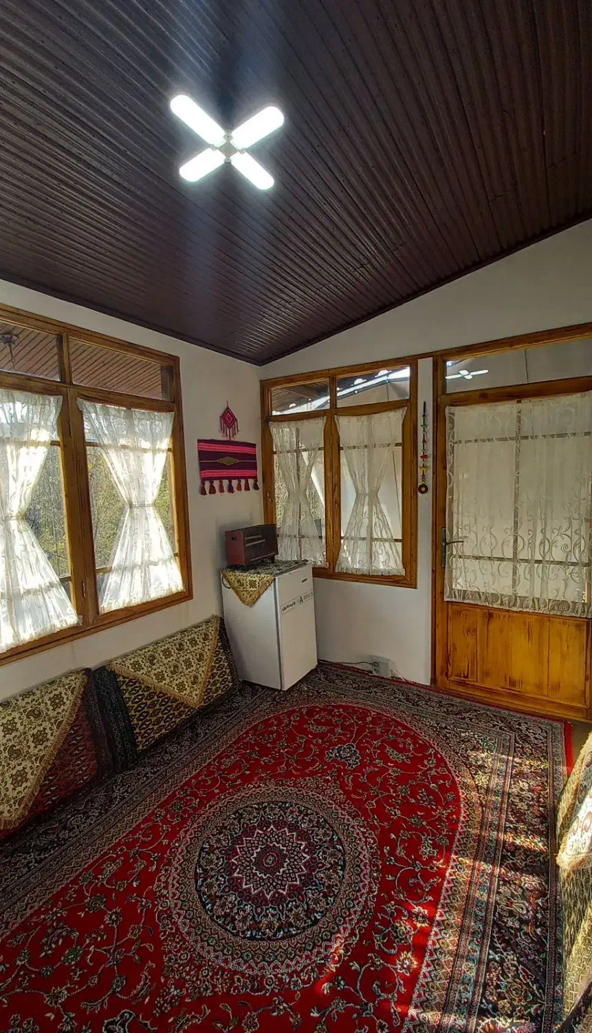 اجاره روزانه کلبه جنگلی( افرا) ۷۰۰|اجارهٔ کوتاه‌مدت ویلا و باغ|لاهیجان, آهندان|دیوار