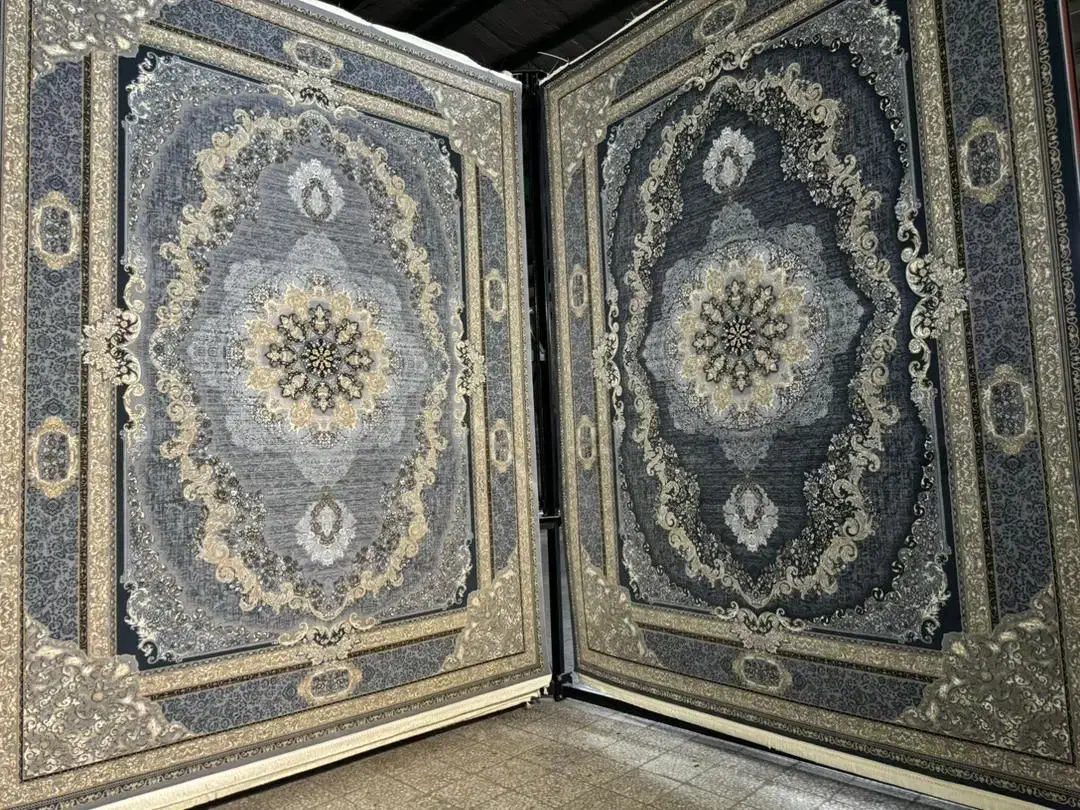 .فرشها۷۰۰شانه تراکم۲۵۵۰آکبند۱۲متری آکبندداخل کاور|فرش|اردبیل, |دیوار