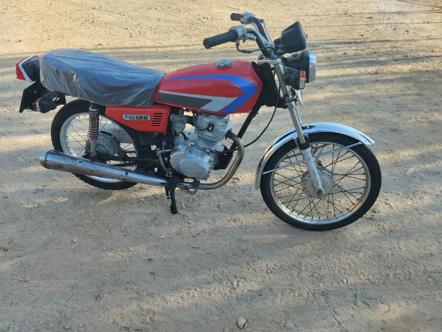 موتور سیکلت مدل 86|موتورسیکلت|خرمآباد, |دیوار