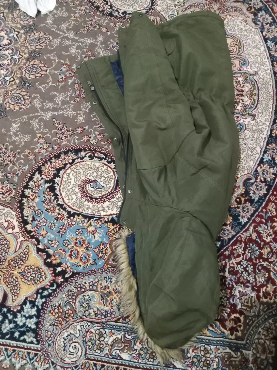 کاپشن در حد نو قیمت ۸۰۰هزار تومان|لباس|سیلوانه, |دیوار