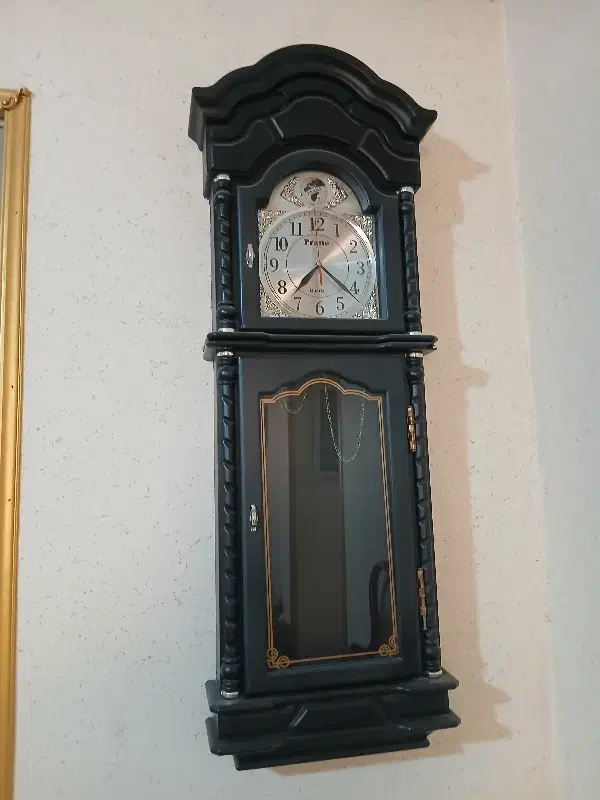 ساعت دیواری|ساعت دیواری و تزئینی|پرند, فاز ۰|دیوار