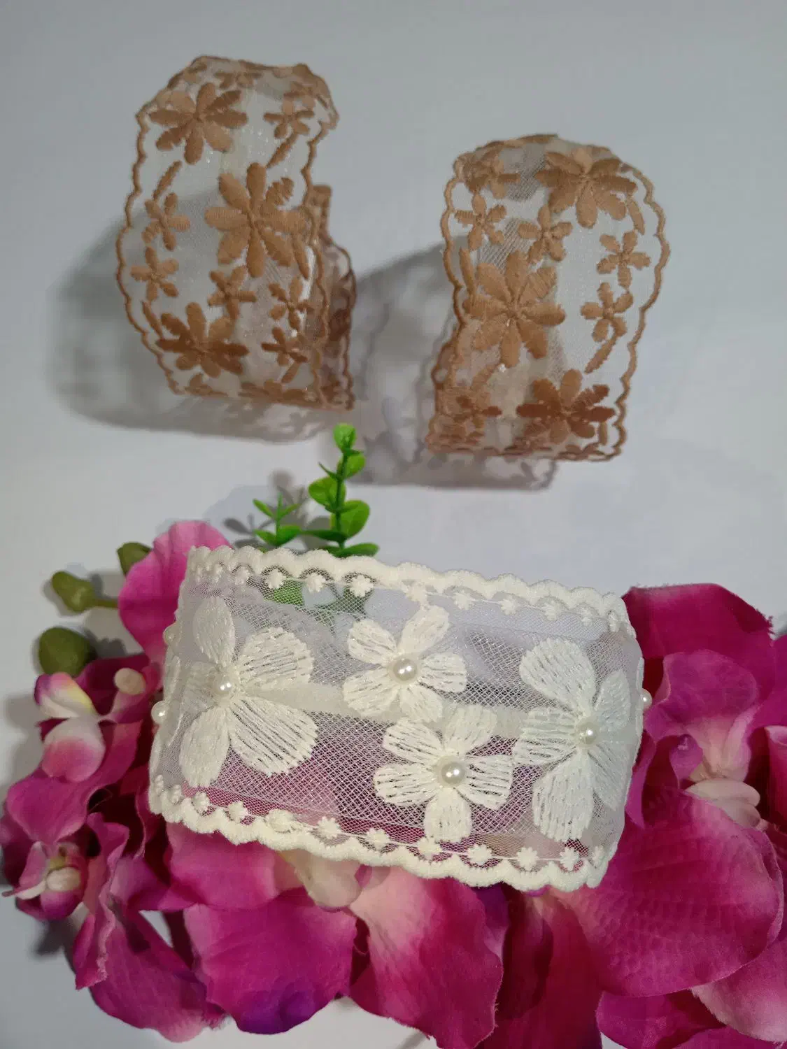 تل گیپوری باندانا|بدلیجات|گلبهار, شهر جدید گلبهار|دیوار