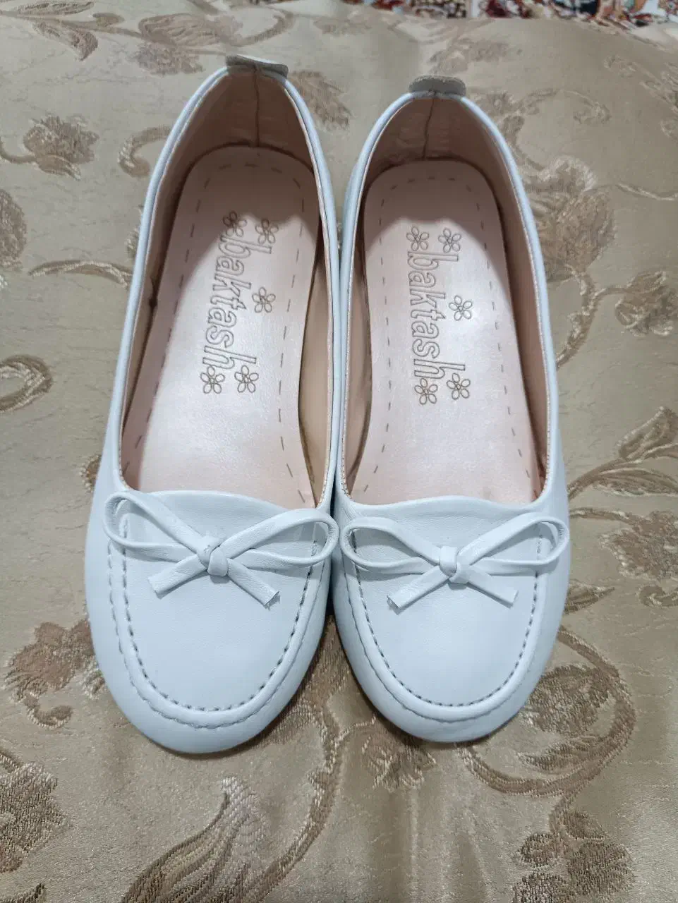 کفش و لباس بچه|کفش و لباس بچه|نشتارود, |دیوار