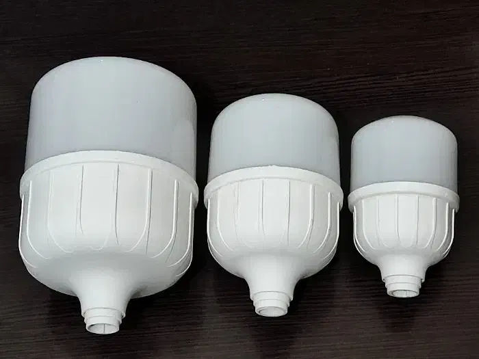 لامپ ۵۰وات واقعی یا وات فِیک ۶۰ انتخاب با شماست|لامپ و چراغ|قم, پردیسان|دیوار