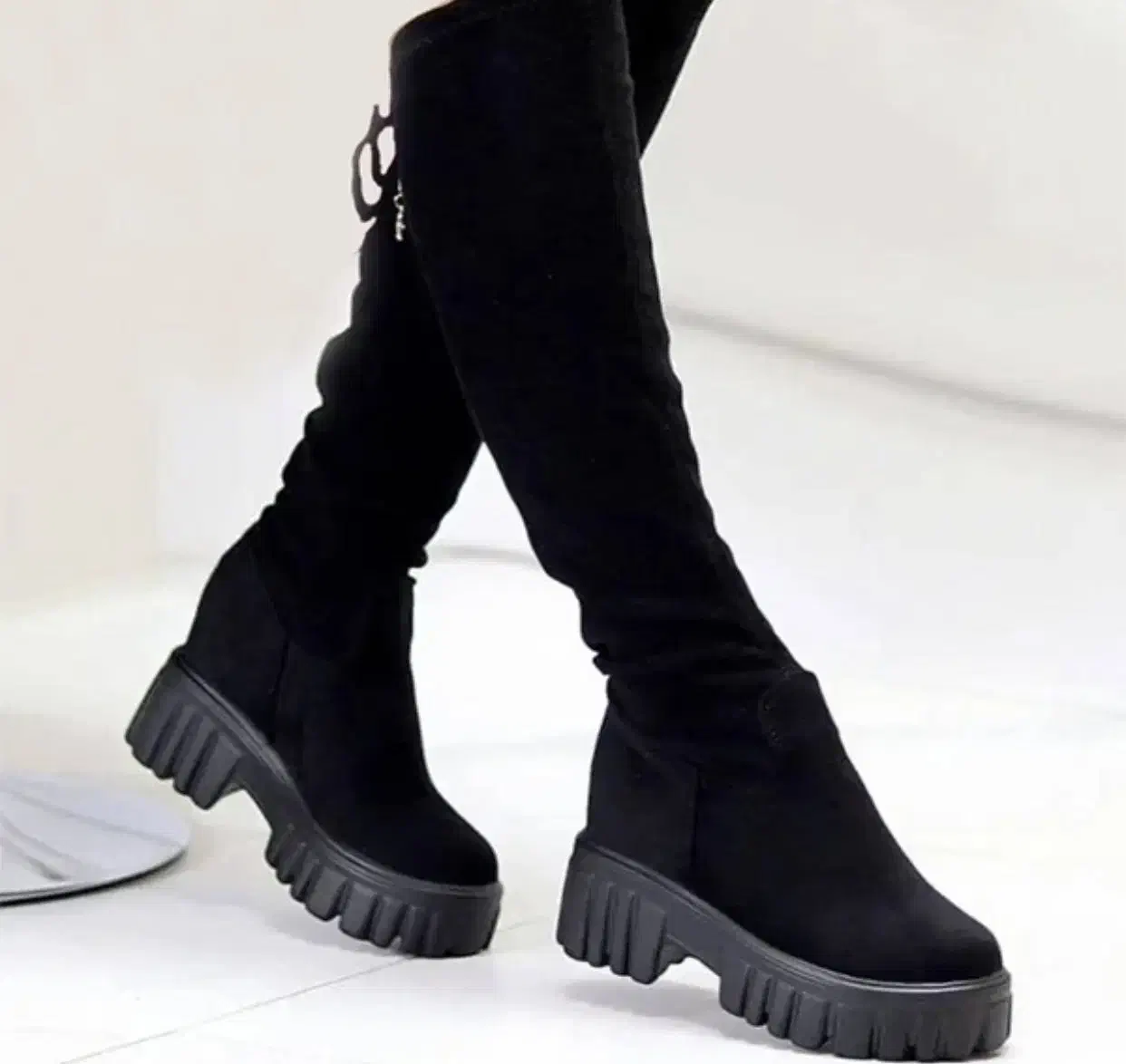 بوت بلند جورابی سوییت کاملا نو|کیف، کفش، کمربند|کرج, عظیمیه|دیوار