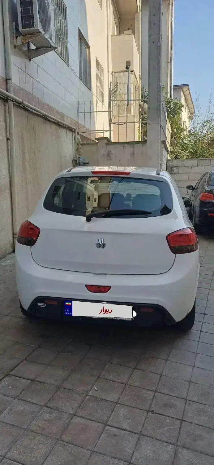 تیبا۲ ۹۸بدون خط و خال، شاسی بدون ترک و ضربه|خودرو سواری و وانت|لاهیجان, خمیر کلایه|دیوار