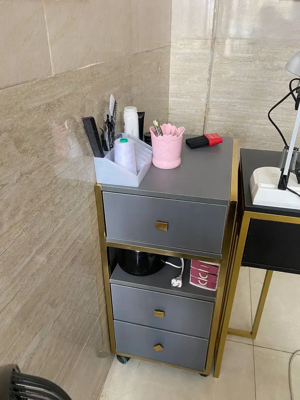 فروش لوازم آرایشگاه|آرایشگاه و سالن‌های زیبایی|رشت, کوی حسینی|دیوار