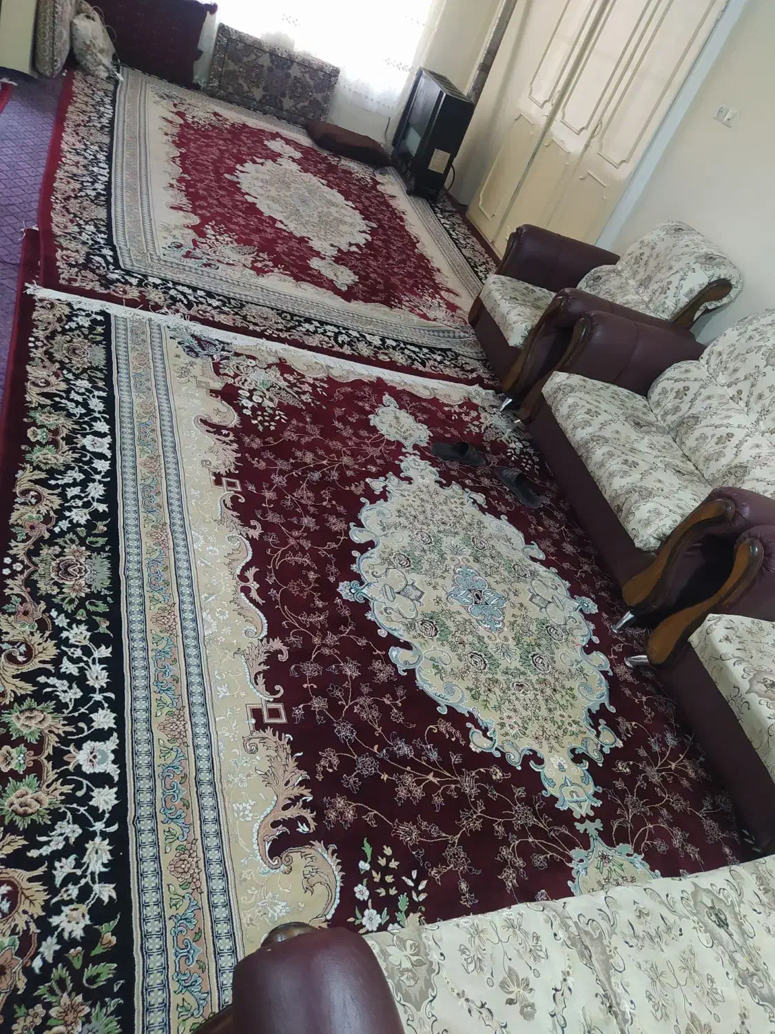 چندتافرش کارکرده تمیز|فرش|همدان, |دیوار