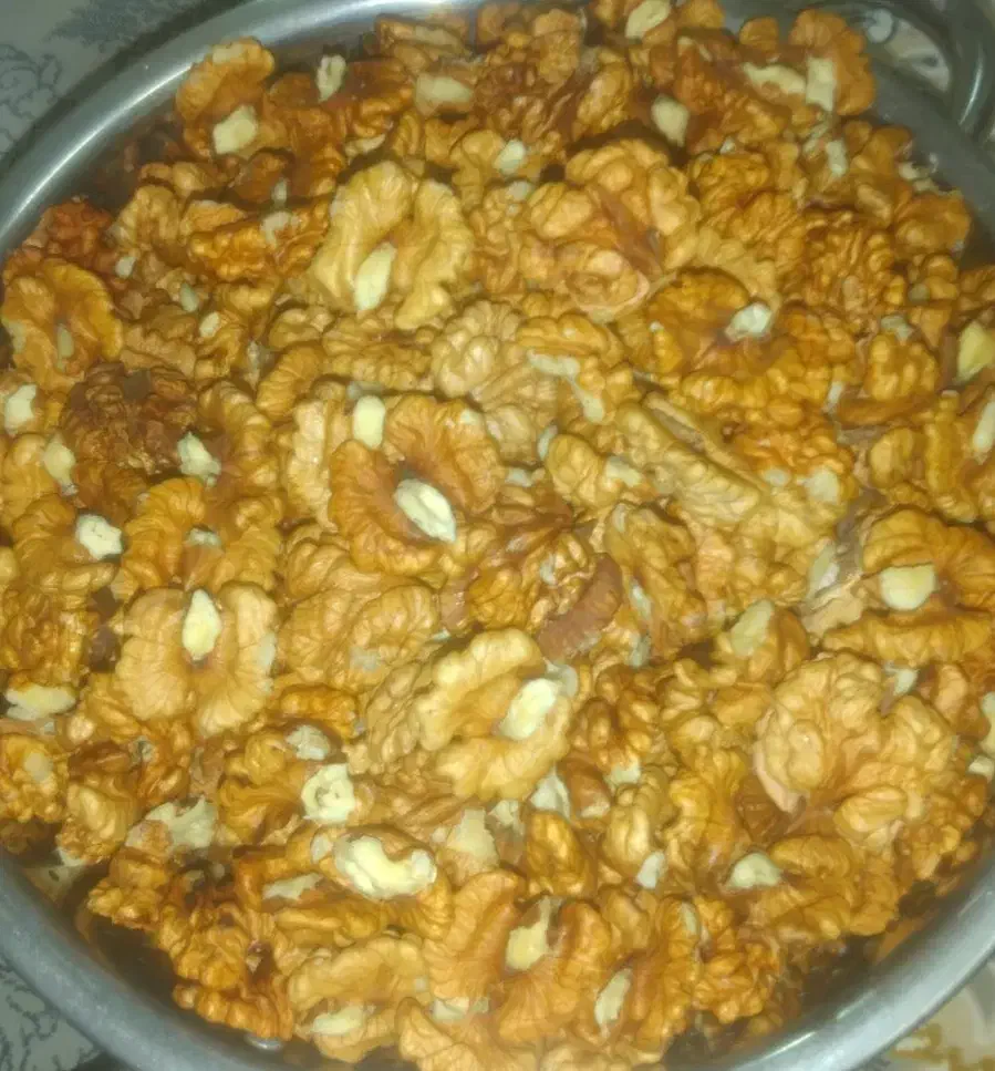 گردو محلی|خوردنی و آشامیدنی|املش, |دیوار