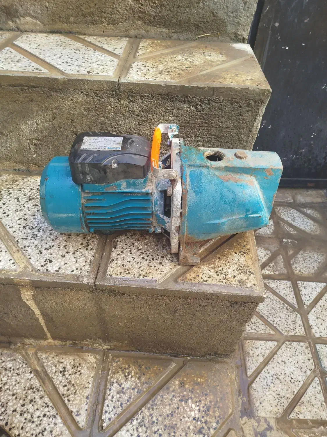 پمپ آب|مصالح و تجهیزات ساختمان|نیشابور, دهنو|دیوار