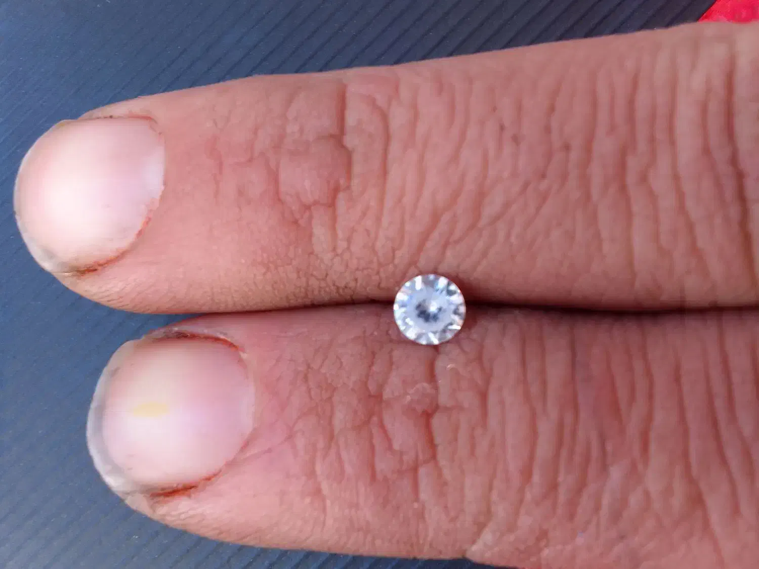 الماس ۱ قیراطی طبیعی سفید تراش گرد|جواهرات|قرچک, زیبا شهر|دیوار