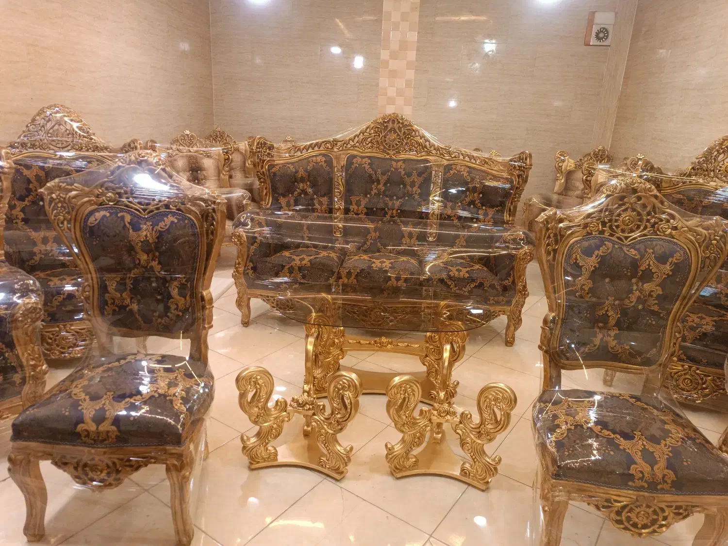 مبل سلطنتی|مبلمان خانگی و میز عسلی|قزوین, |دیوار