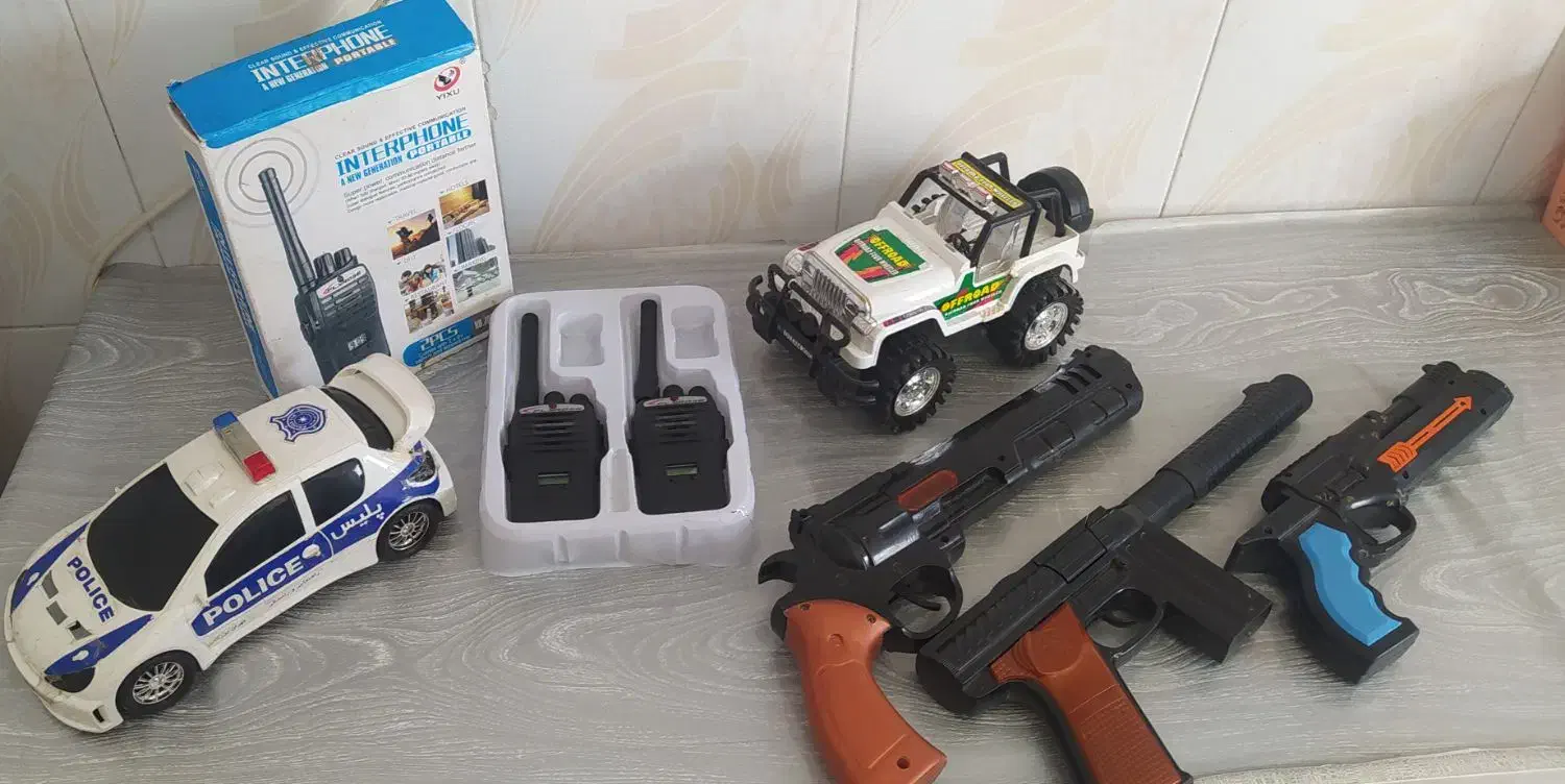 اسباب بازی متنوع وزیبا|اسباب‌‌بازی|شال, |دیوار