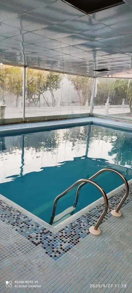 رهن و اجراره باغ ویلا|اجارهٔ کوتاهمدت ویلا و باغ|شهریار, حصار ساتی|دیوار