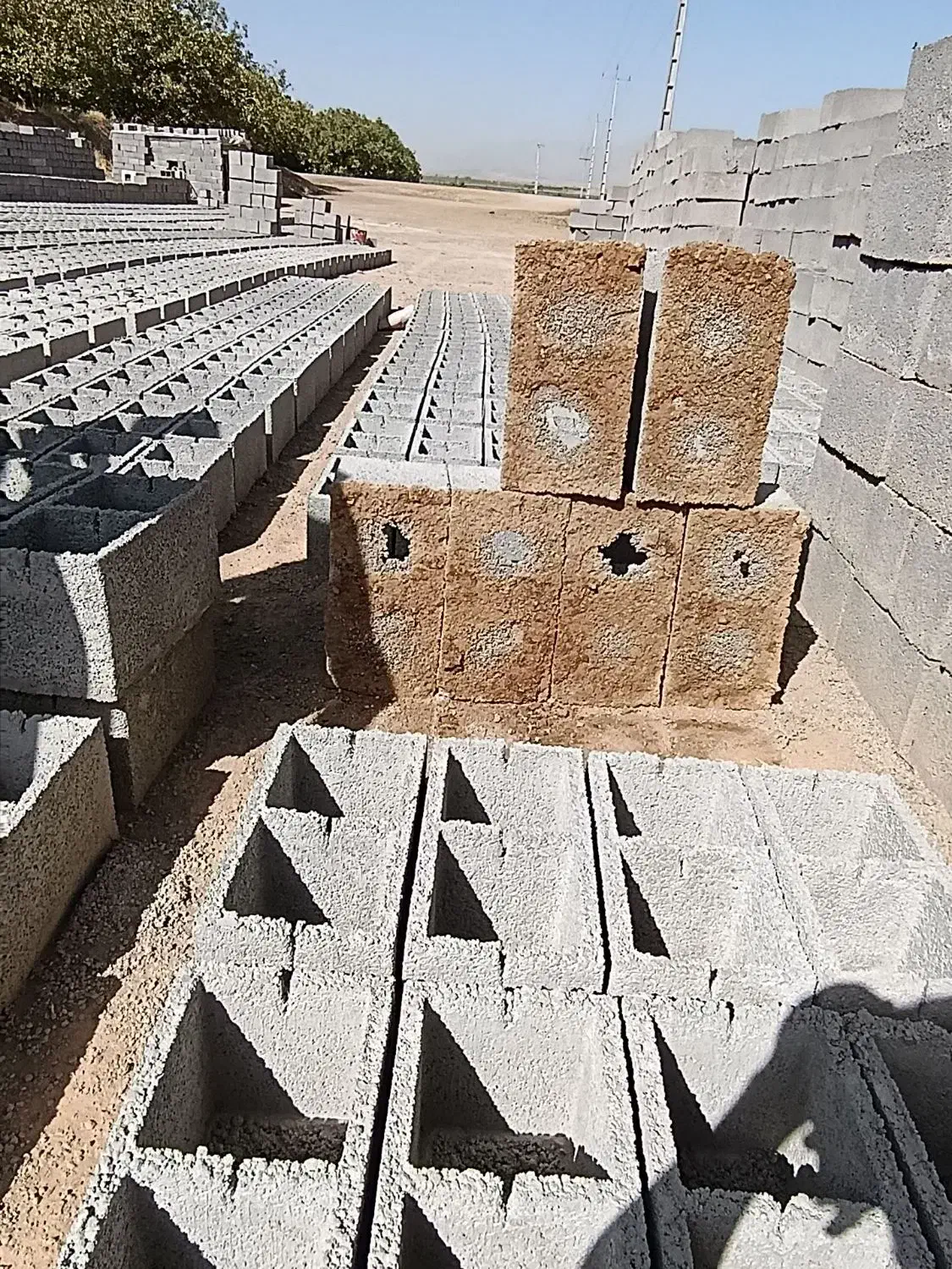 فروش بلوک ته بسته و ته باز ۲۰در۴۰پرسیمان  باکیفیت|مصالح و تجهیزات ساختمان|کنگاور, |دیوار