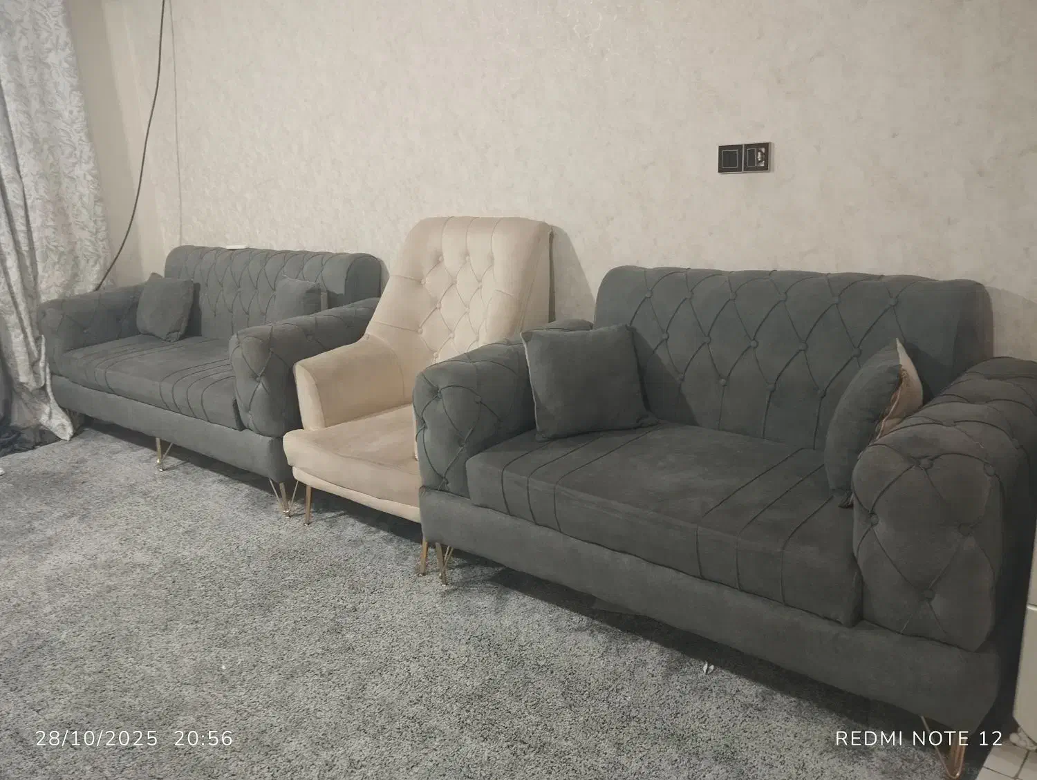 فروش مبل هفت نفره و میز تلویزیون|مبلمان خانگی و میز عسلی|میناب, |دیوار