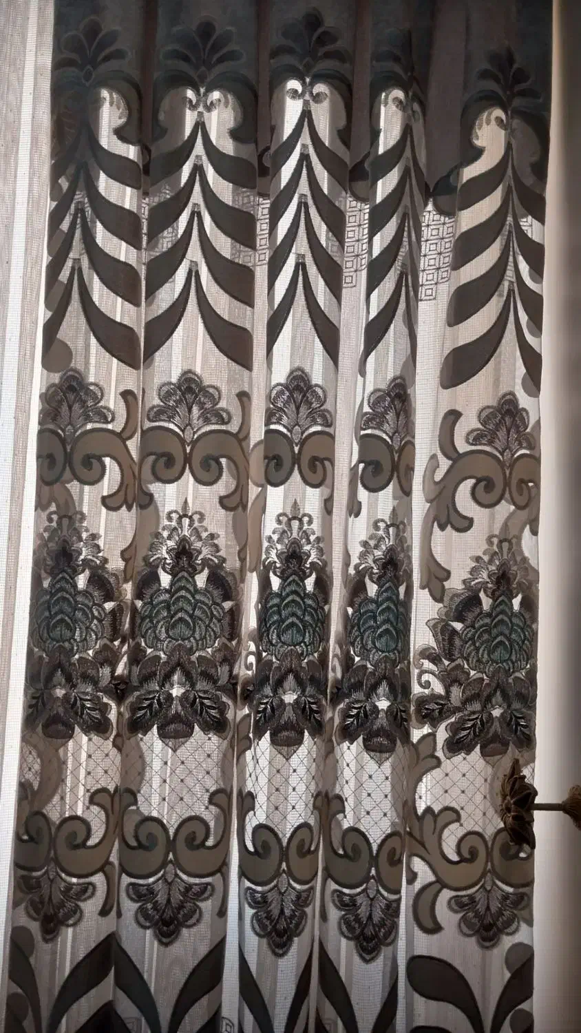 والن پرده 1 عدد در حدنو تمیز وسالم|پرده، رانر، رومیزی|تهران, مرزداران|دیوار